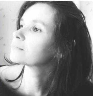 Styliste créatrice Éco responsable bijoux uniques et accessoires en chambre à aire recyclée 