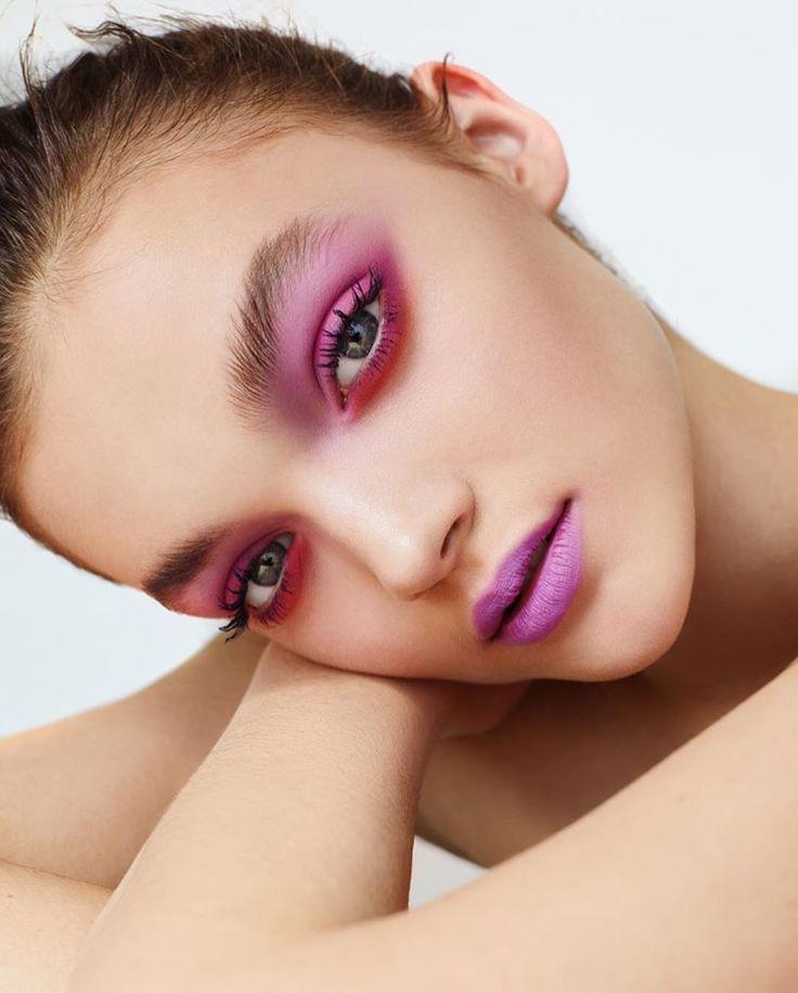 SHOP ON LINE EXCLUSIVE ELEGANT, MA•KO MAKE UP E VICTORIA VYNN.
