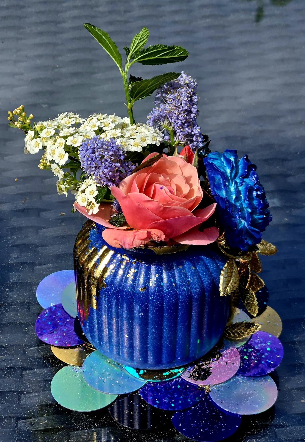 Pot décoratif artisanal – création unique fait main