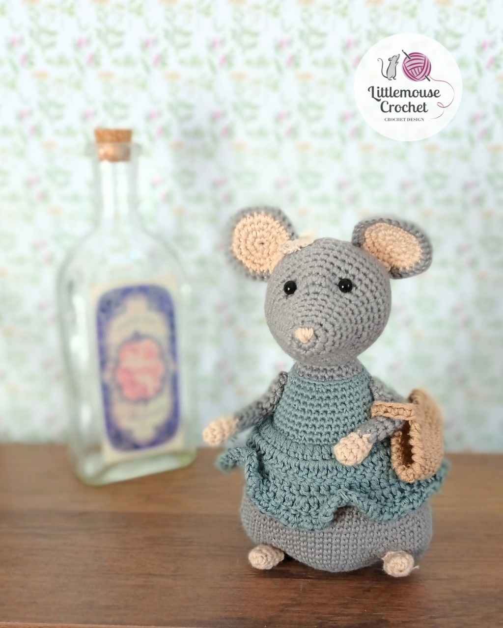 Souris de bibliothèque au crochet par Littlemouse crochet