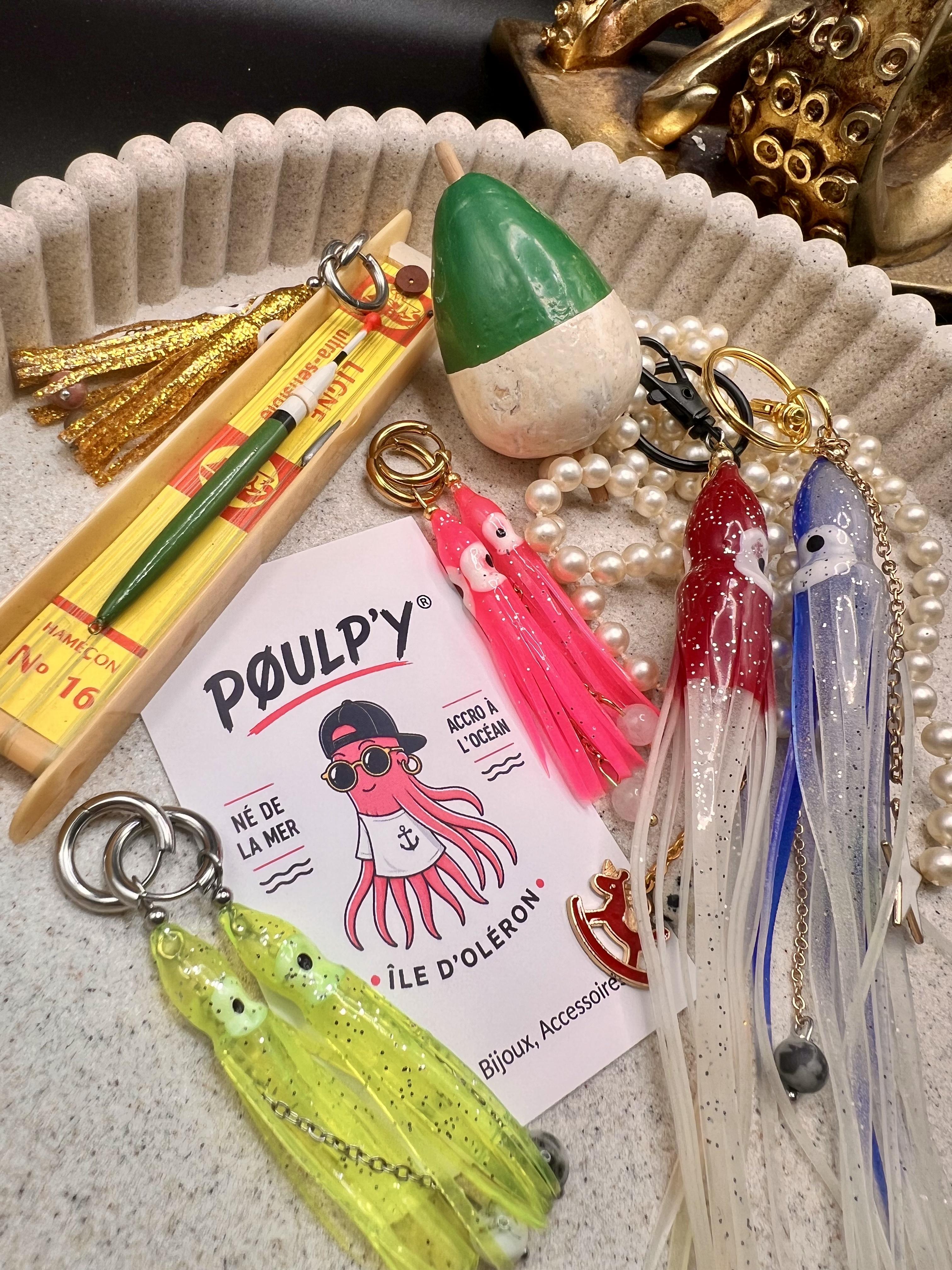 Boucles d'oreilles et porte clés issus de vrais leurres de pêche recyclés, colorés, décalé et phosphorescents 