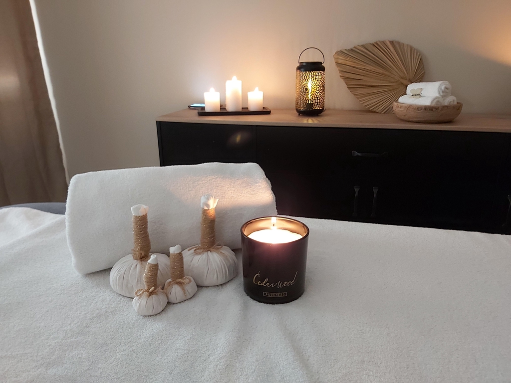 Un massage Bien-être écoute
 avec ses mains
 mais aussi avec le cœur !