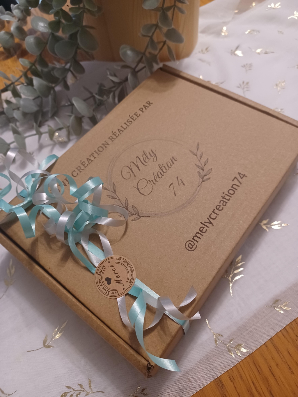 Des coffrets prêts à offrir, composés de plusieurs créations en bois