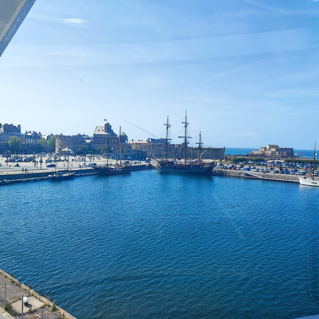 Easycaptain à Saint-Malo et ses alentours.