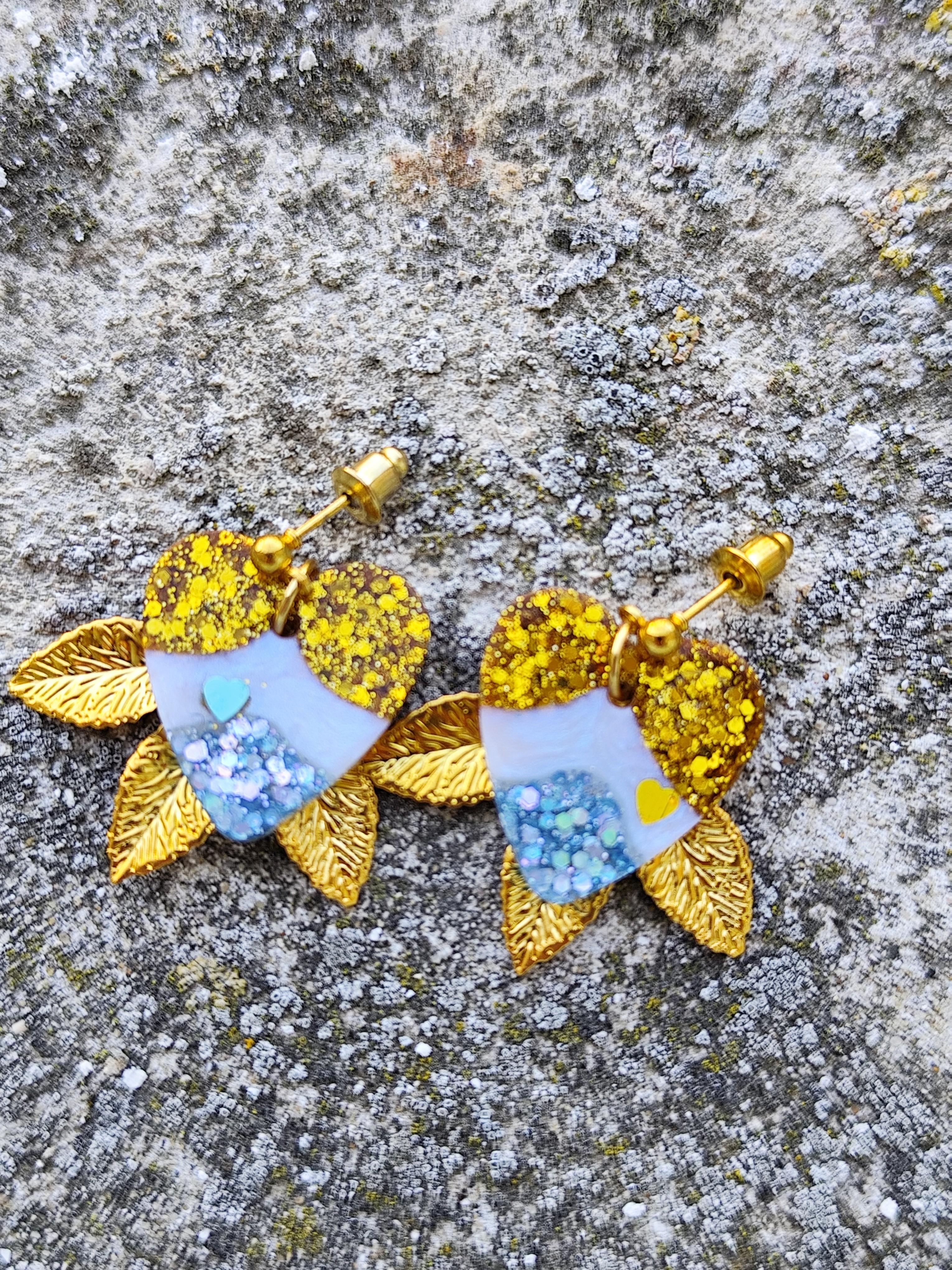 Boucles d'oreilles en résine en forme de cœur