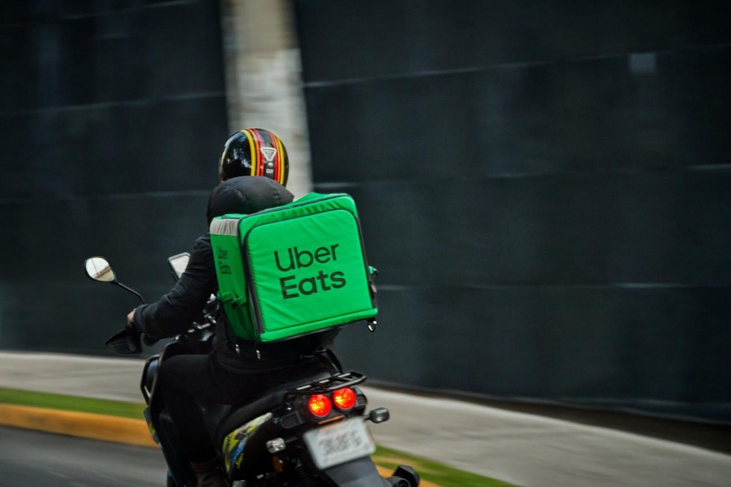 uber geneve tapas tortilla poulpe burger sushi pizza sandwich ramen