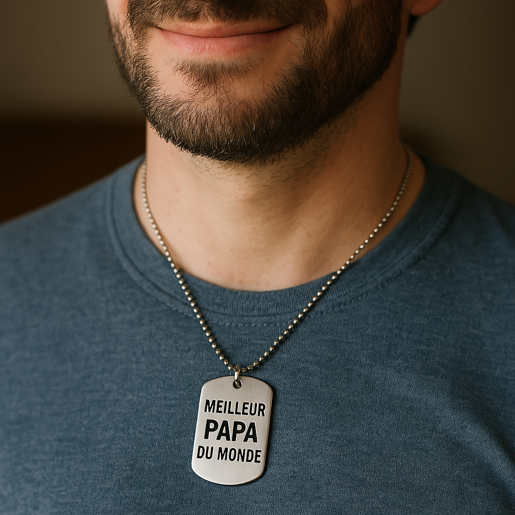 Découvrez nos médailles à personnaliser pour créer un bijou unique et chargé de sens. Gravées avec un prénom, une date ou un message spécial, elles sont parfaites pour offrir un cadeau original et mémorable.