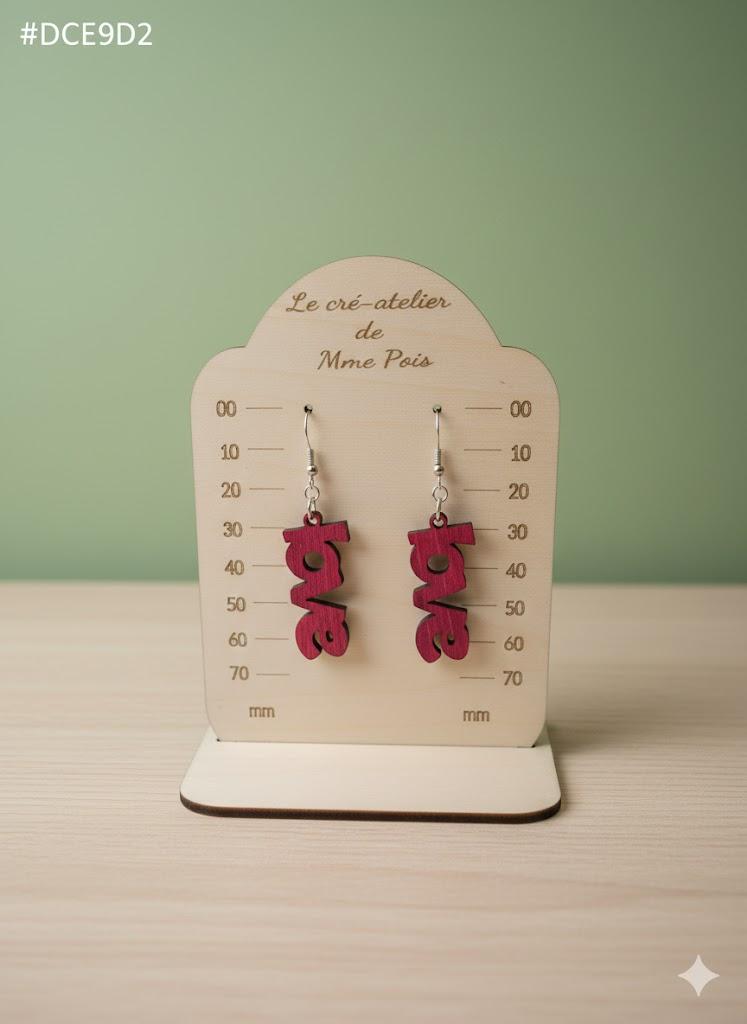 Découvrez notre collection de bijoux artisanaux faits main, alliant élégance et originalité. Chaque pièce est soigneusement conçue par des artisans passionnés pour offrir un style unique et authentique. Parfaits pour se faire plaisir ou offrir un cadeau exceptionnel. »