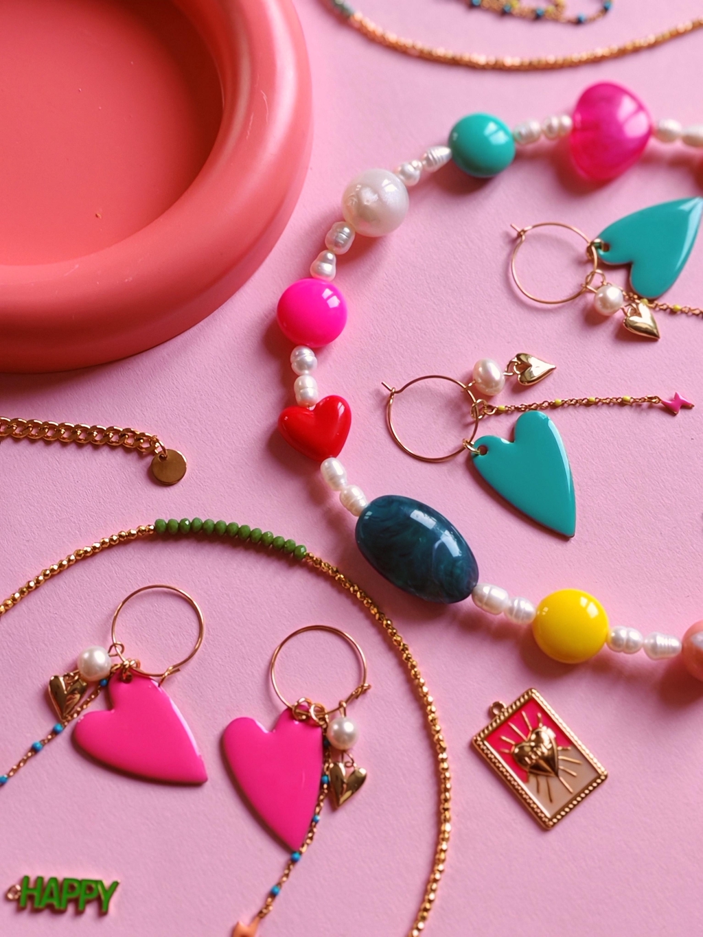 Bijoux colorés faits main avec perle et acier inoxydable, nouveautés de la collection Atelier Madame Amour