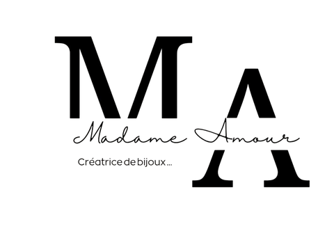 Atelier Madame Amour – Bijoux faits main en France. Colliers personnalisables à charms, bracelets et boucles d’oreilles en acier inoxydable, perles d’eau douce naturelles, perles hématite plaqué or et perles acryliques imitation pierre. Boutique en ligne de bijoux artisanaux, créations uniques, pièces personnalisées, cadeaux femme, accessoires mode tendance, bijoux durables. Fabrication artisanale en Lorraine, envoi rapide, envoi international, commandes sur mesure.