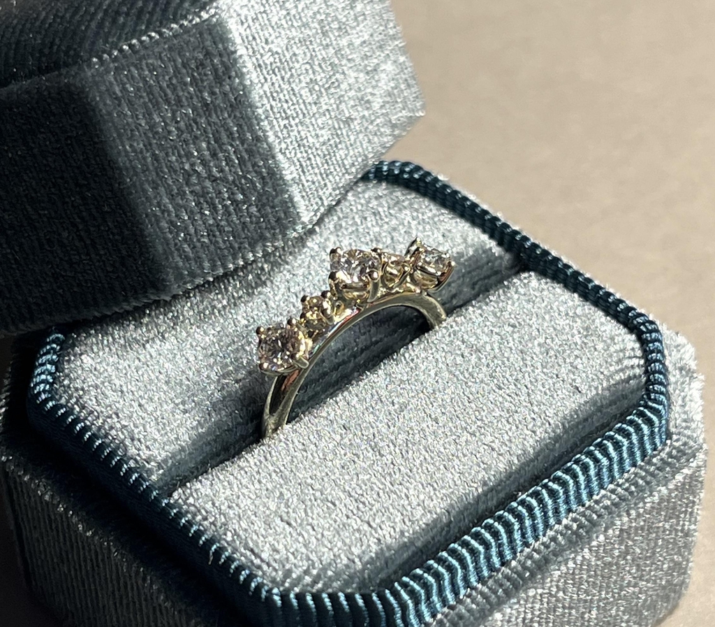 Diamantring, individuelle Anfertigung, Verlobungsring