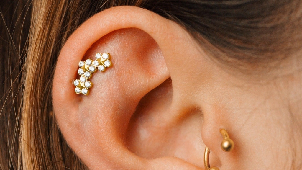 Nouveau piercing hélix