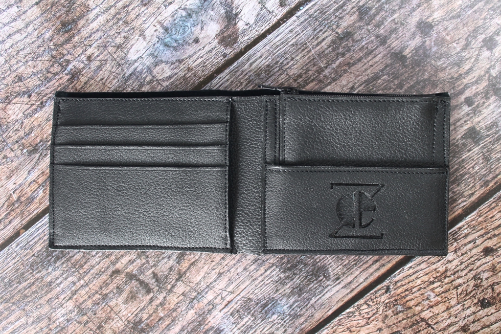 Portefeuilles Hommes en cuir français veau grainé noir.