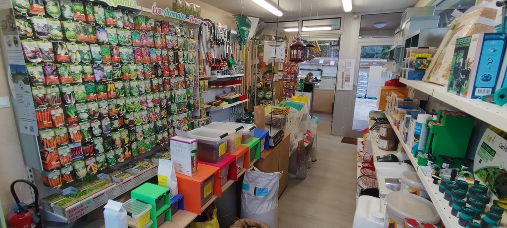 Votre magasin de proximité : Produits pour le jardin, l'élevage et vos animaux