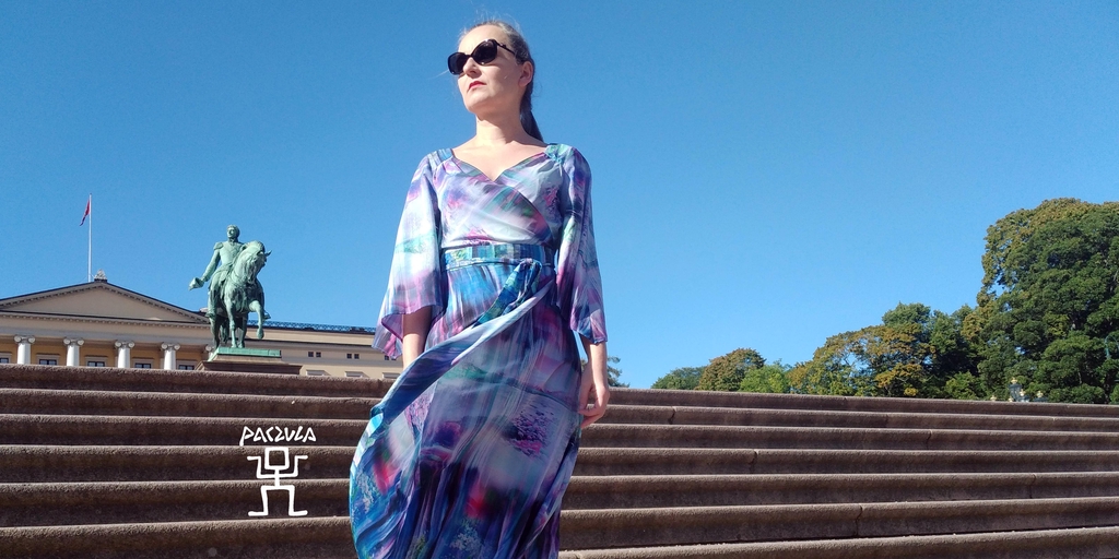 

Paczula is a clothing brand dedicated to independent, confident women who value originality. 
Designed and produced in London, inspired by vintage and ethnic clothing from all over the world, Paczula reflects the essence of this great city: mix of old and new, multi-culti, cool with a hint of cheeky.