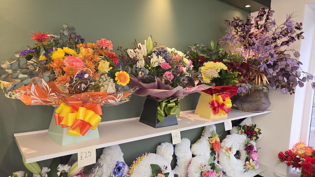 Discover Pat’s Petals Online Store — your local Kidderminster florist. We’re adding more fresh and artificial flower arrangements soon, including bouquets, wreaths, and bespoke tributes. Visit us in-store for the full range.