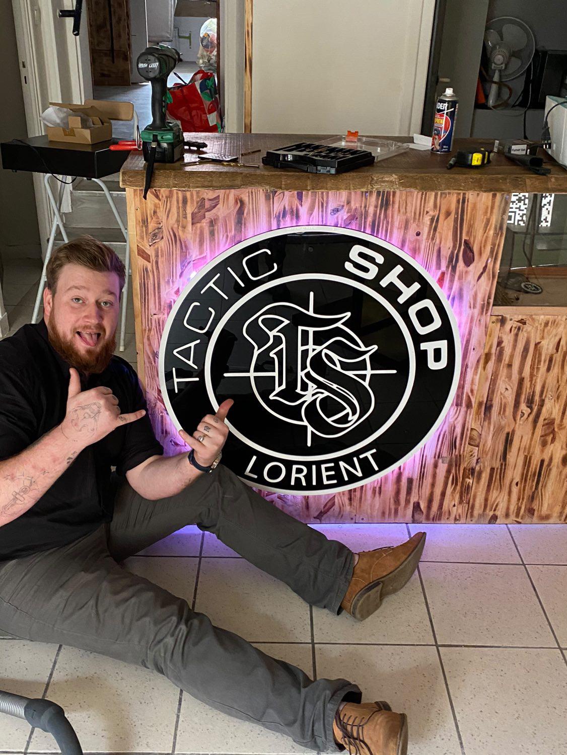 logo plexiglass pour professionnel