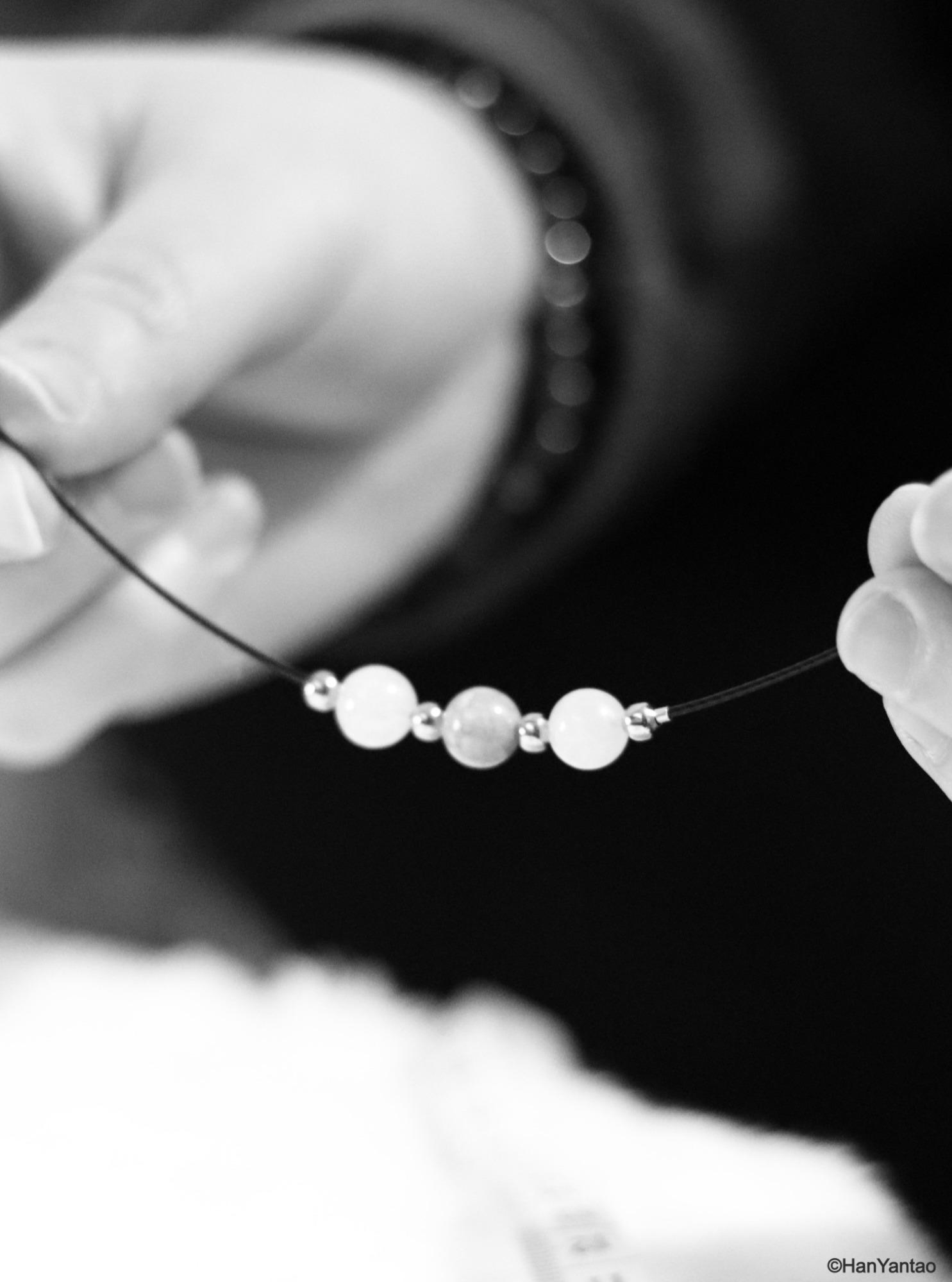 Fabrication et personnalisation de bijoux en pierres naturelles