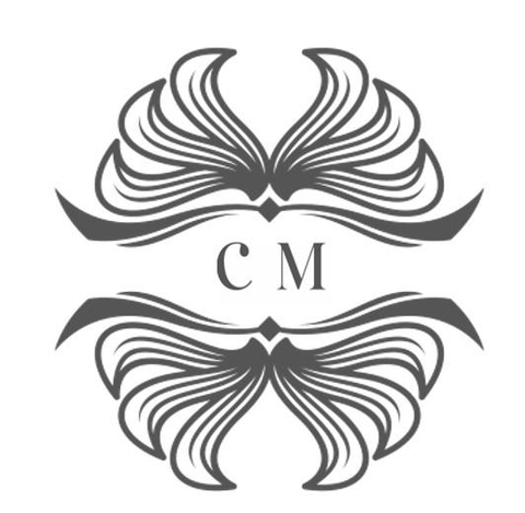 Découvrez les créations poétiques et durables de Cassia Matsuda : lampes, cadres et objets d’art façonnés à la main à partir d’objets anciens réenchantés.