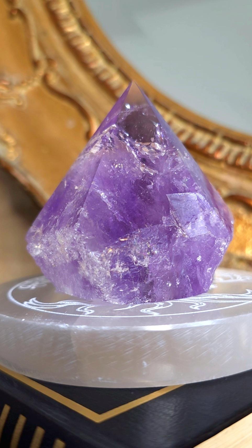 Pierres à poser, décorations, pendules, plaques de rechargement, pierres roulées, Gua sha...