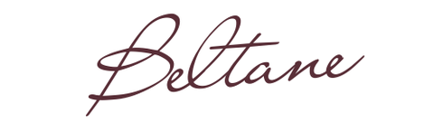 logo Beltane Artiste florale en typologie script ponctuée d'une feuille végétale