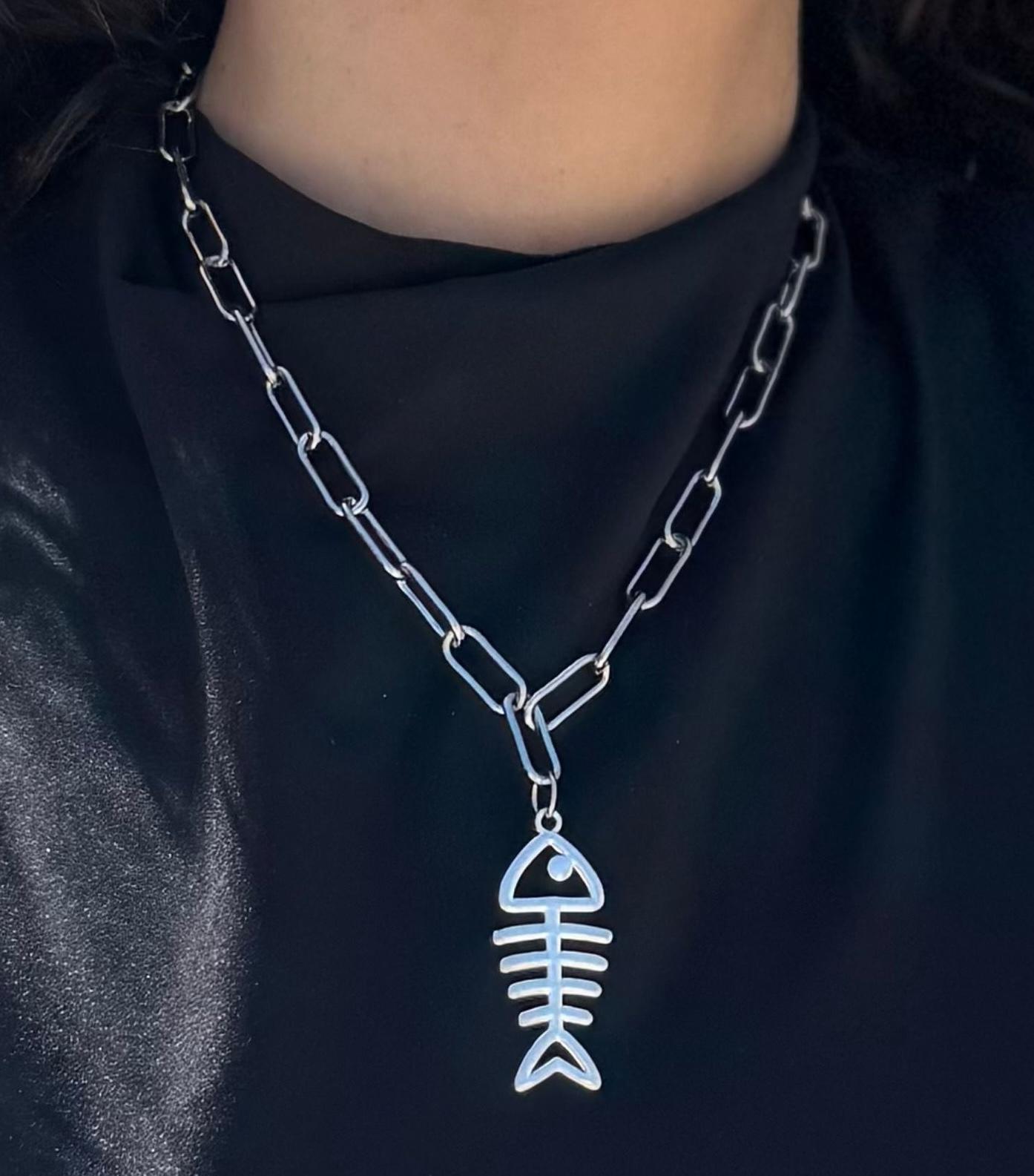 Collares