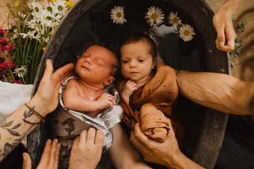 “Prenez soin de vous, chaque étape de la maternité mérite douceur et bien-être.”