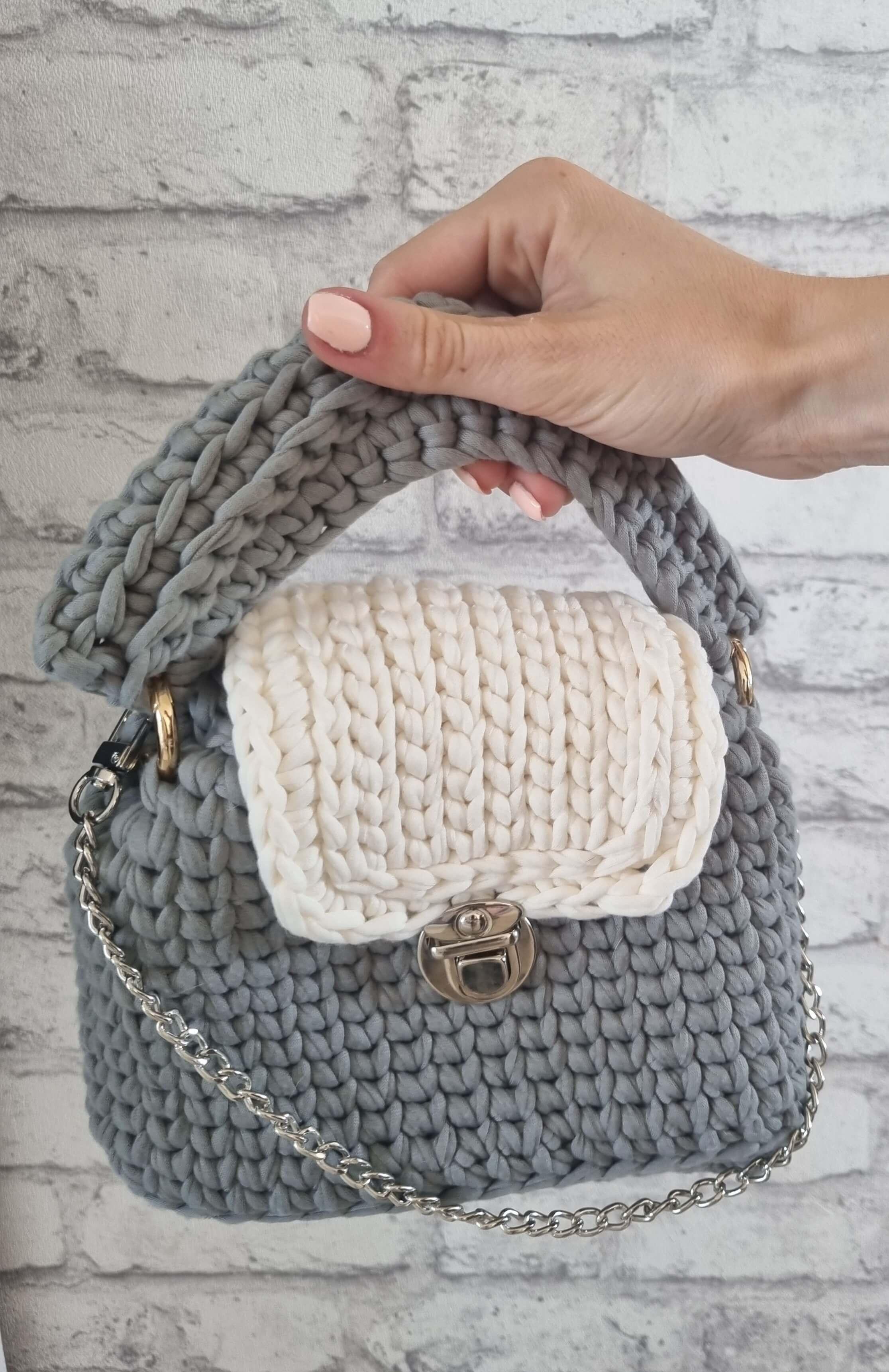 Nos sacs à main au crochet tendance disponibles à partir de 55euros.