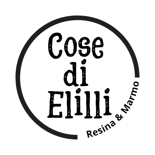 Oggetti unici, personalizzati e realizzati a mano, 
in resina epossidica o polvere di marmo.
