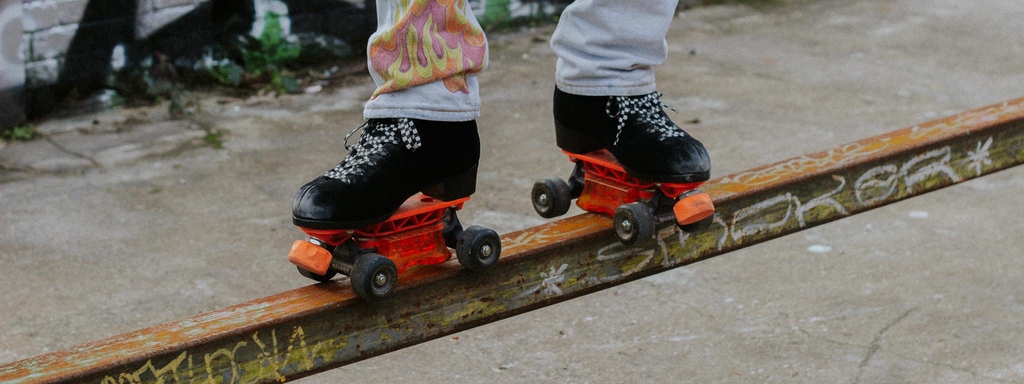 Figure mizu rollerskate