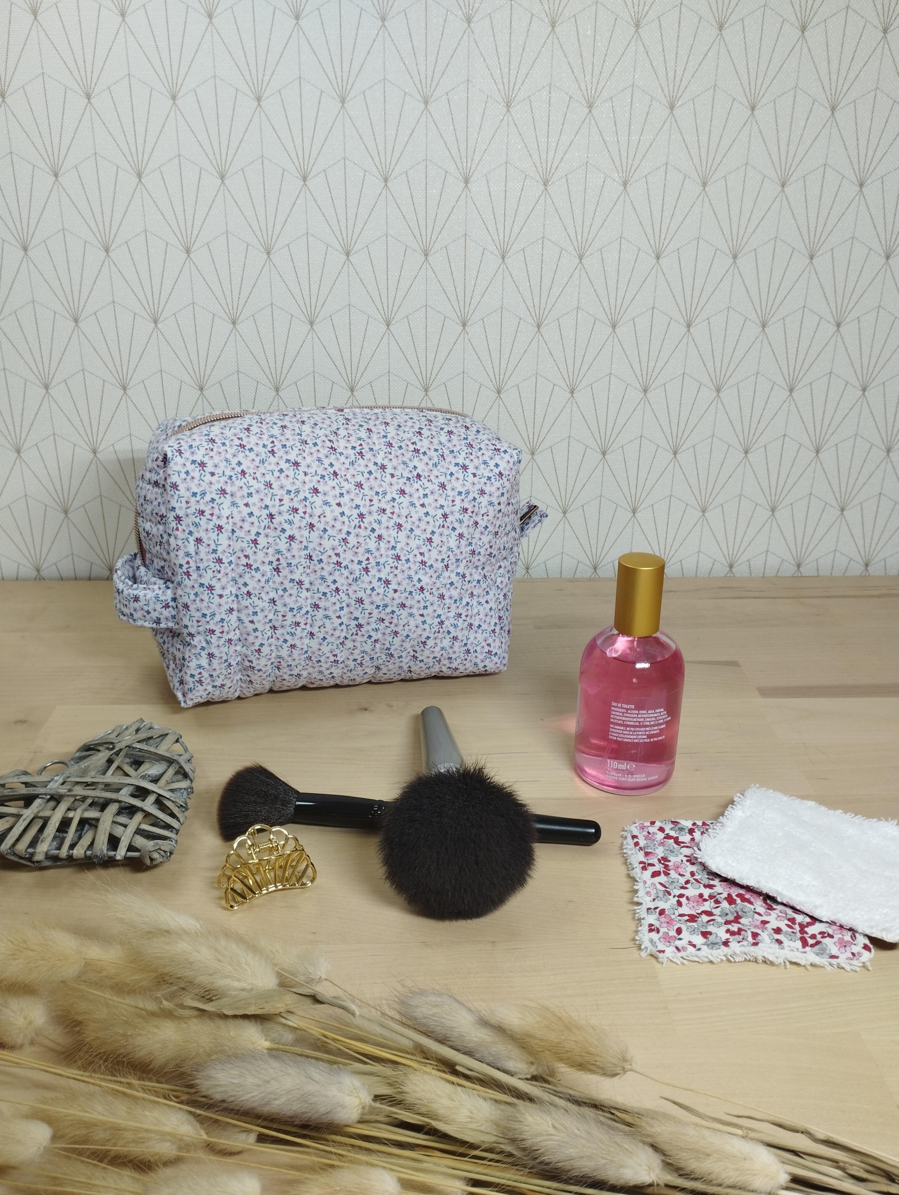Trousse de toilette matelassée