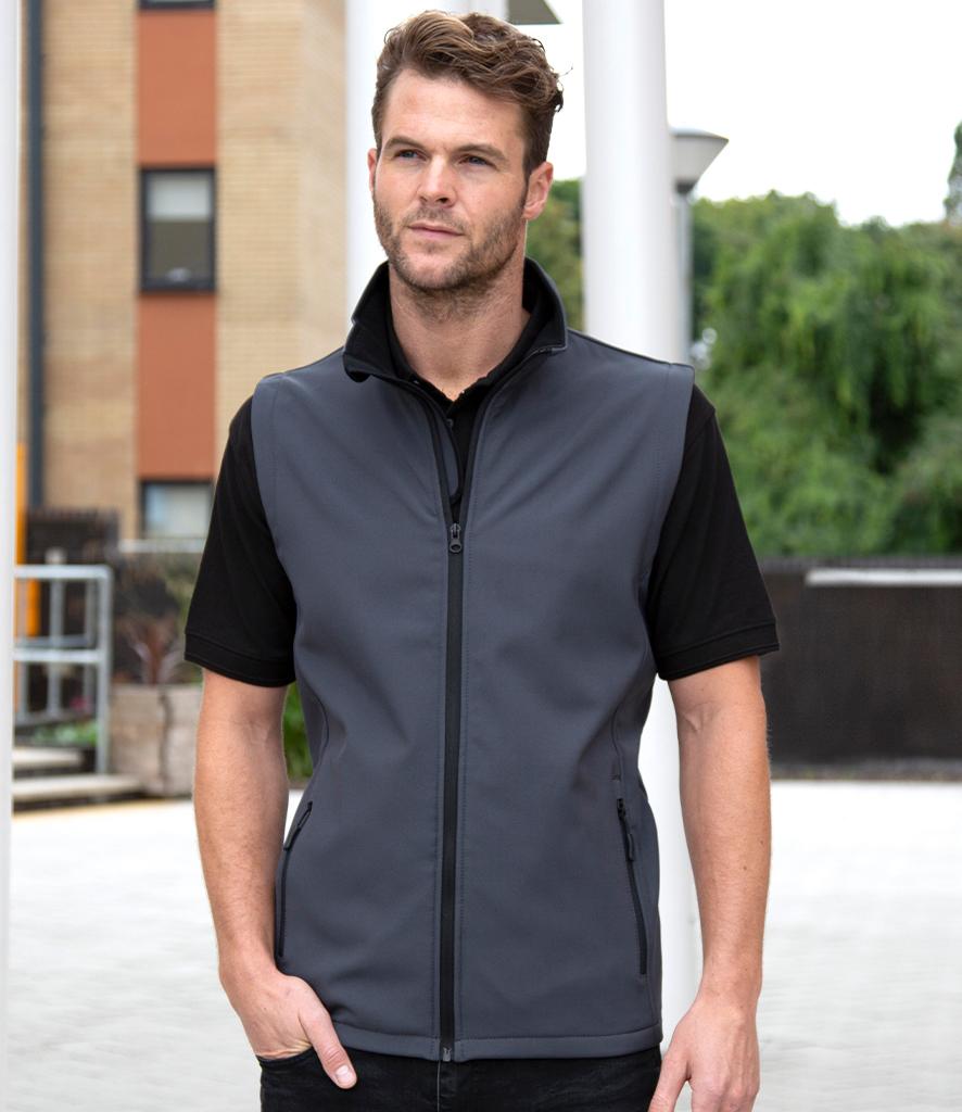Coats / Jackets