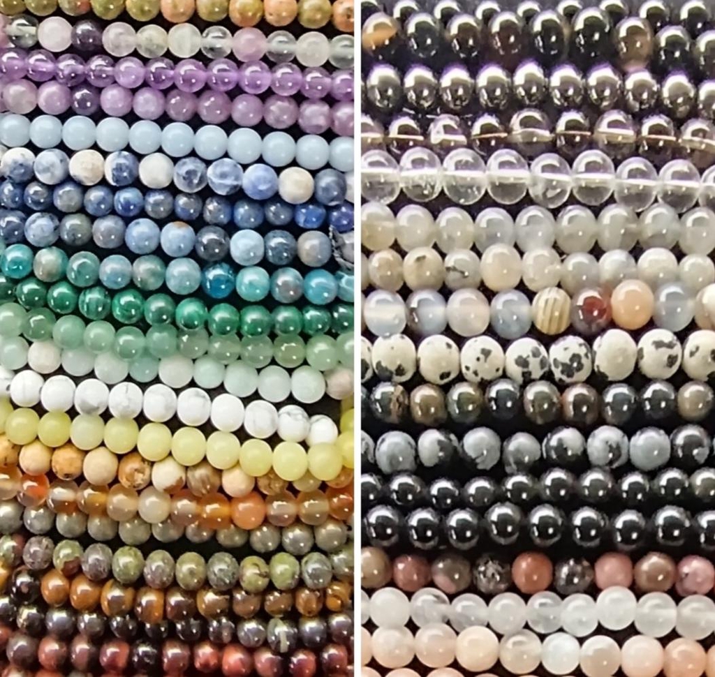 Bracelets sur-mesure, classiques ou personnalisés, créations originales... 