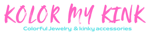 Logo Kolor My Kink, marque française d’accessoires kinky colorés, vegan et sur mesure