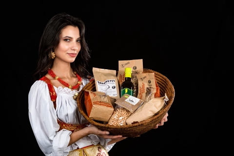 Vendita all'ingrosso e al dettaglio di prodotti tipici della Sardegna