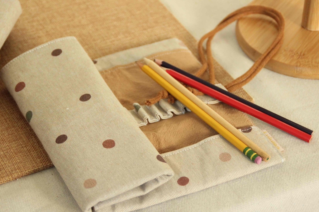 lululea kids drawing outdoor
