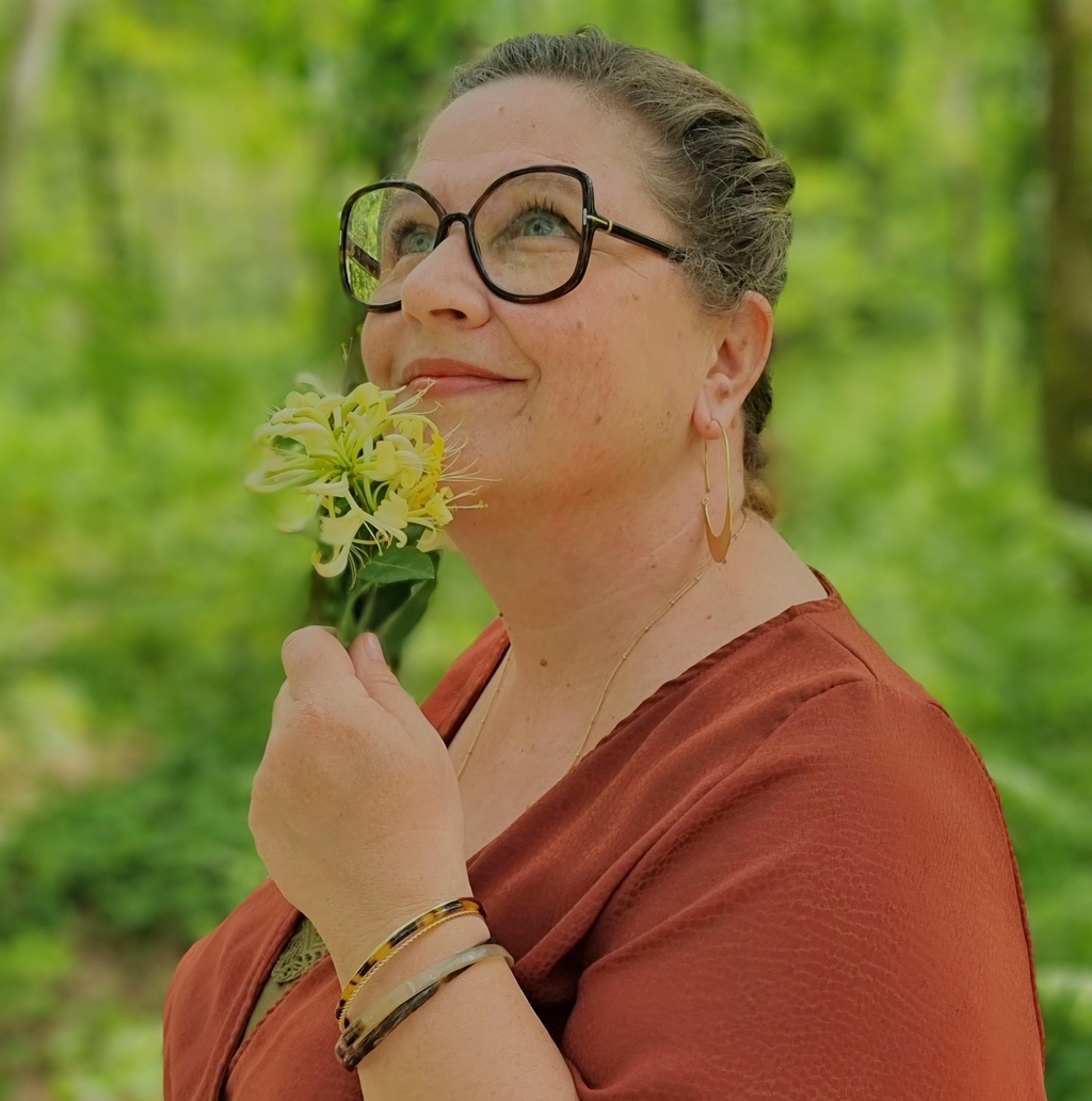 Marie-Hélène créatrice inspirée par la nature pour une mode écoresponsable