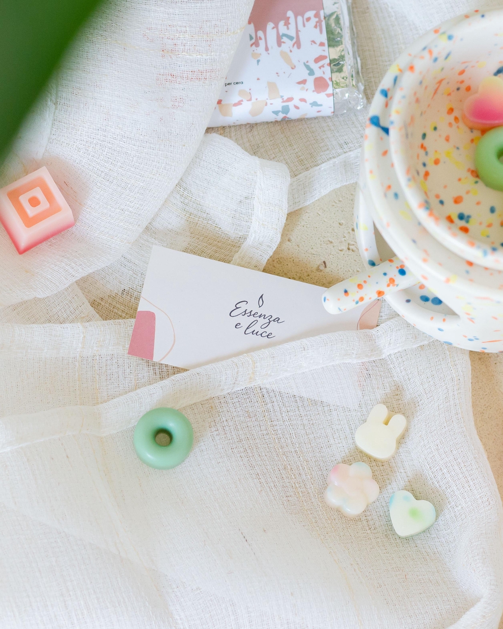 Chi siamo – Essenza e Luce, candele e fragranze uniche fatte a mano