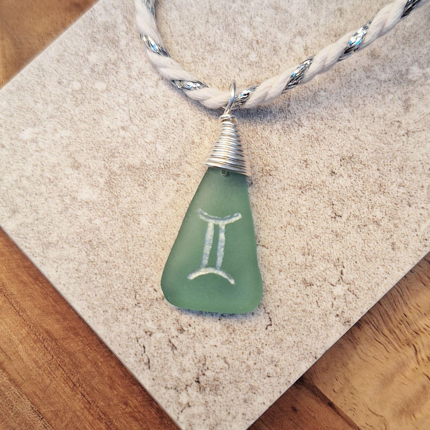 bijoux pendentif verre argent signe astrologique gémeaux