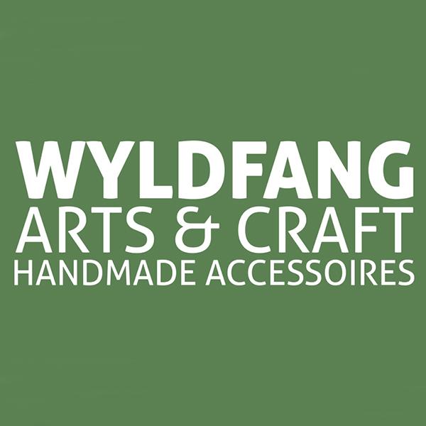 Wyldfang Crafts
Entdecke handgemachte Halsbänder, Leinen und Führstricke für deinen vierbeinigen Liebling