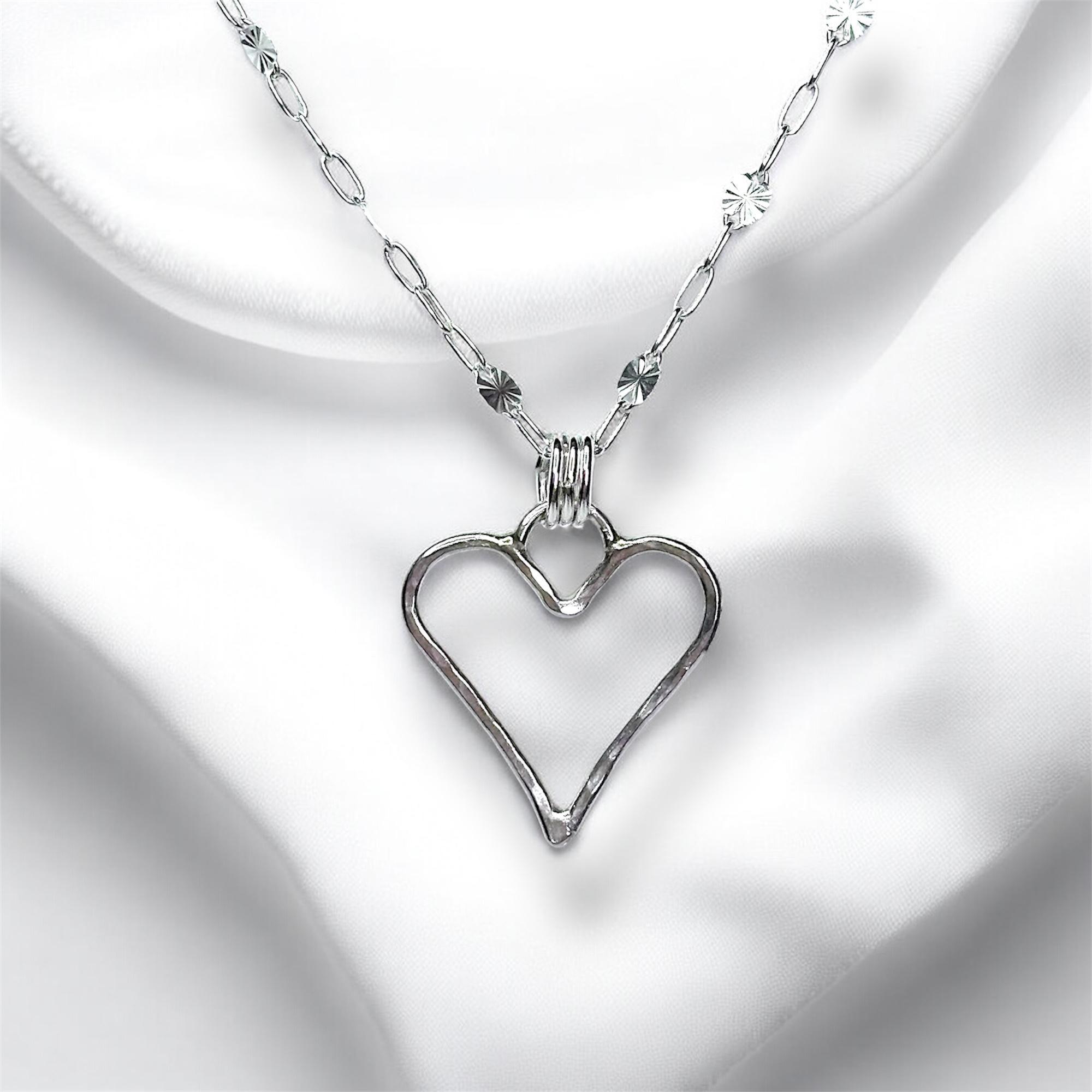 Necklace & Pendants