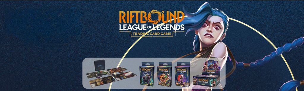 „Riftbound League of Legends TCG Banner mit Jinx Artwork, Champion Decks und Spielfeld – offizielles Bild zur Origins-Serie des Sammelkartenspiels.“