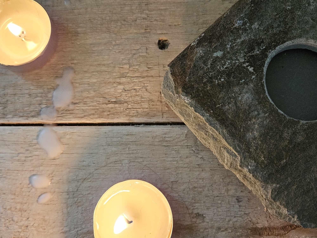 single tea light candle holder