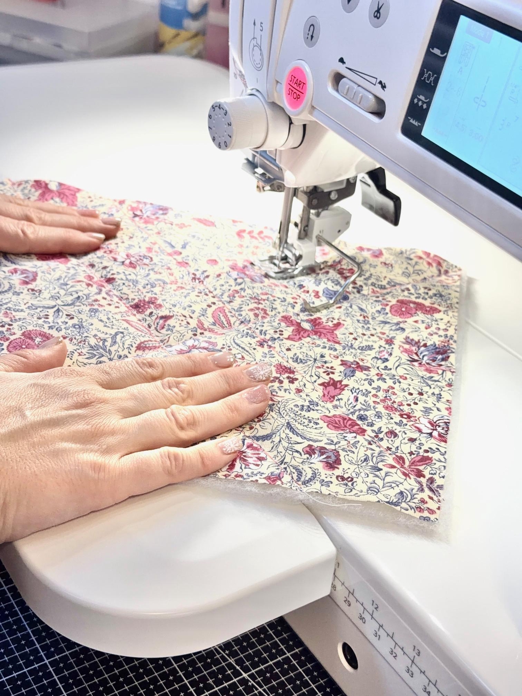 Linge de table, accessoires de cuisine et créations féminines en matières naturelles