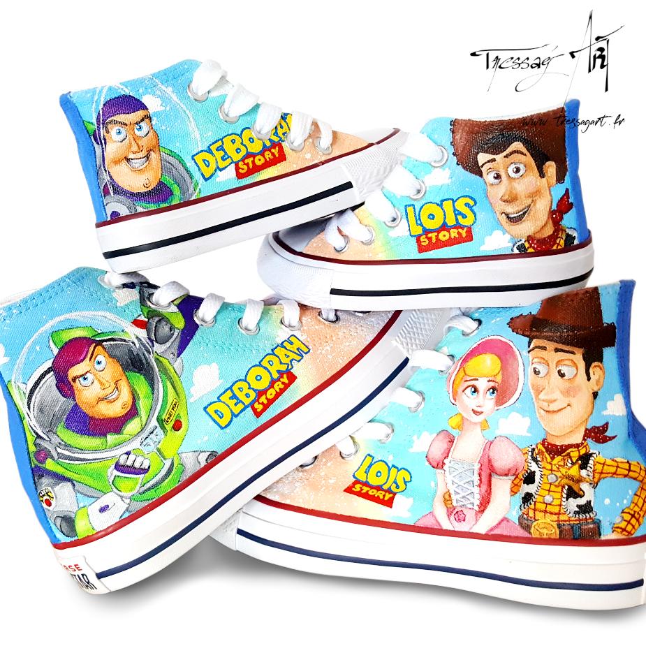 Chaussures en toile customisées, peintes à la main