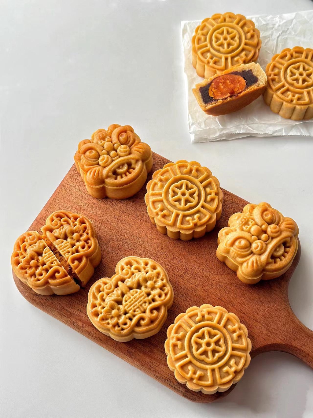 Mooncake 