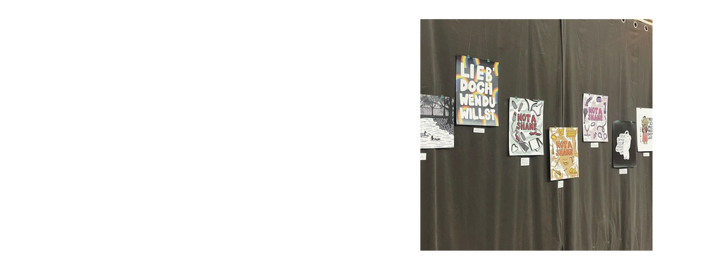 Ausstellung von mehreren Kunstwerken.