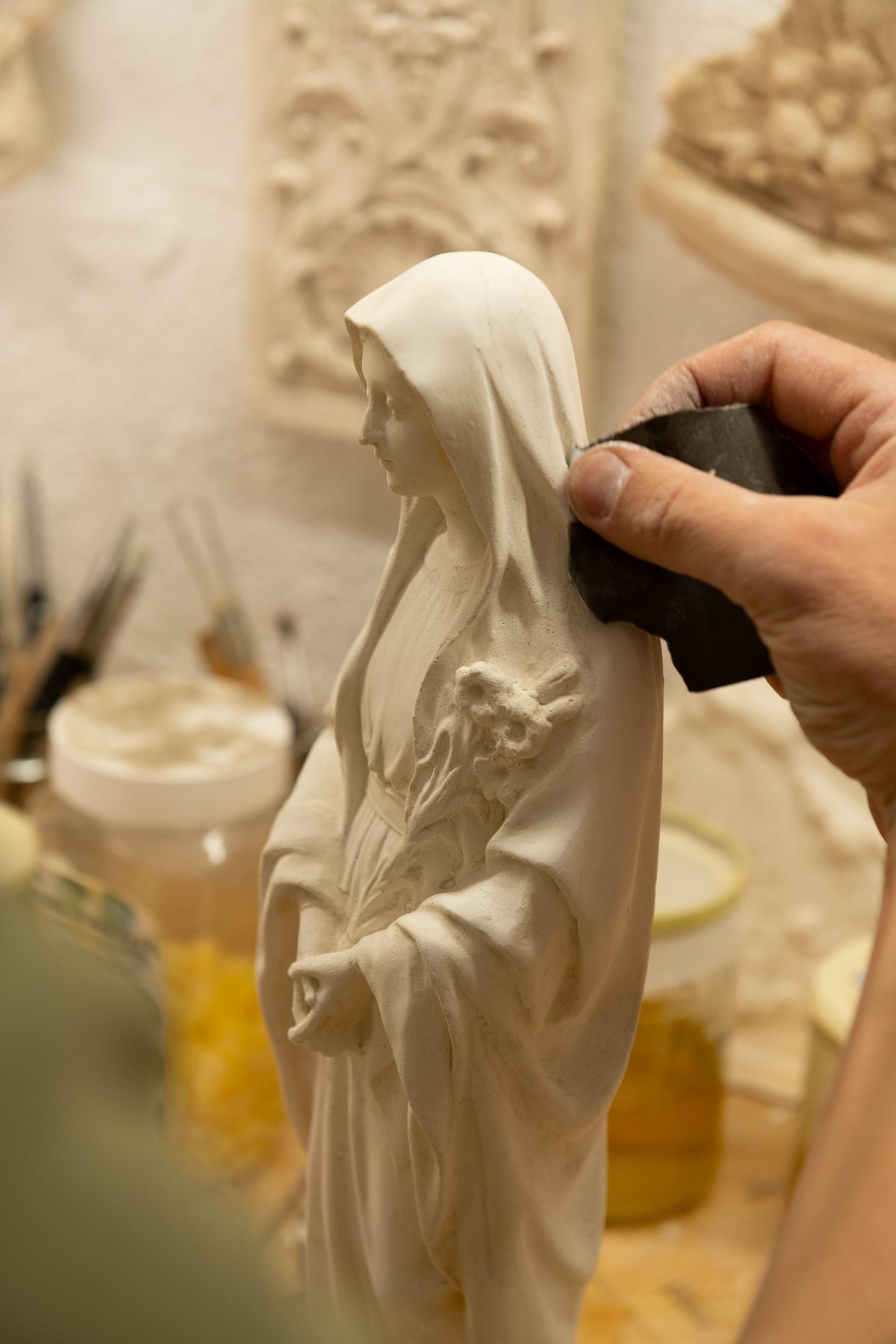 Statues religieuses, Sainte Vierge, Christ