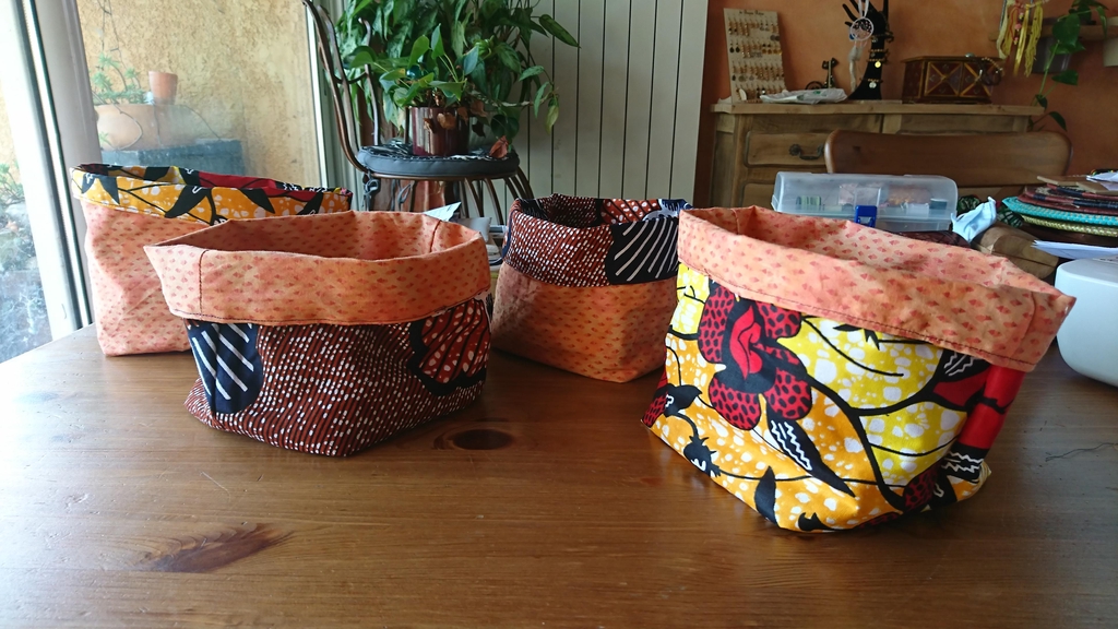 panier réversibles. Coton. Wax.
vide poche