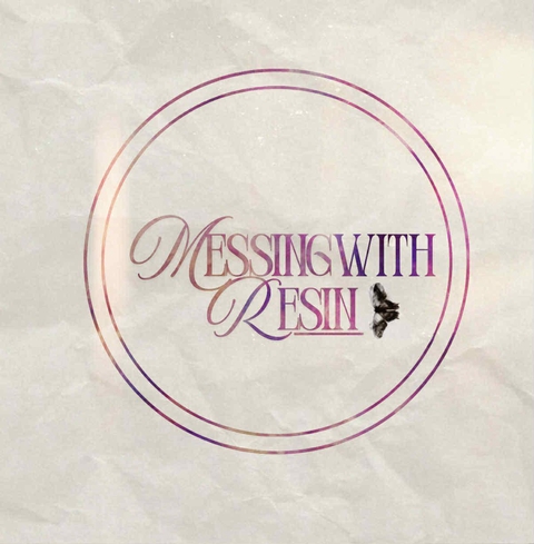 ✨ Welcome to Messing With Resin

Where glitter meets chaos… and something beautiful happens.

Handmade resin art, trinket boxes, earrings, mystery bags, and one-of-a-kind pours.
Everything you see here is crafted in my little chaos corner in Lincolnshire — no two pieces ever the same